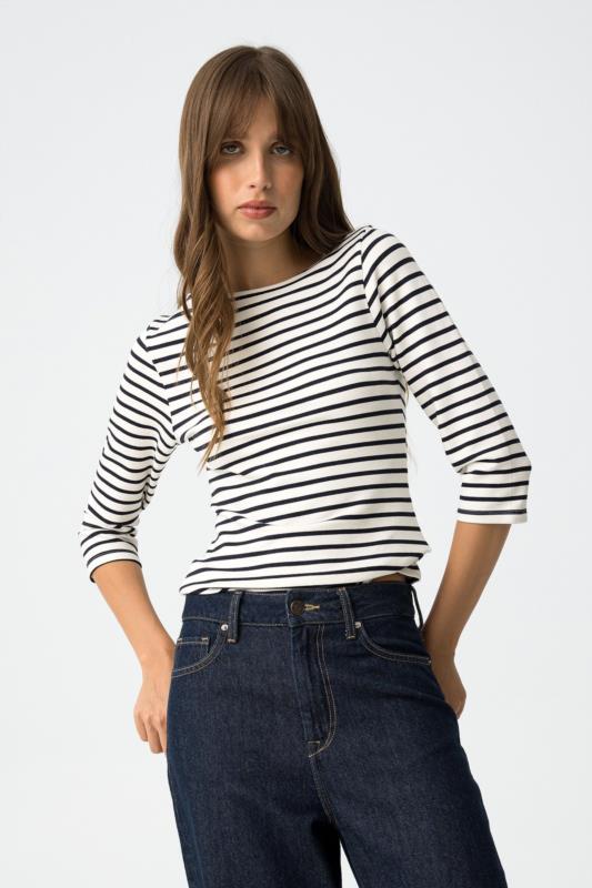 CAMISETA DEMI