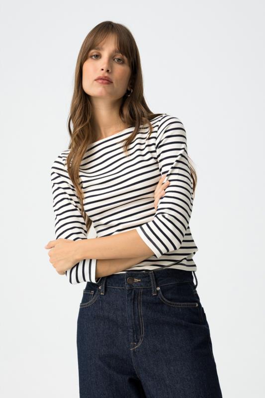 CAMISETA DEMI