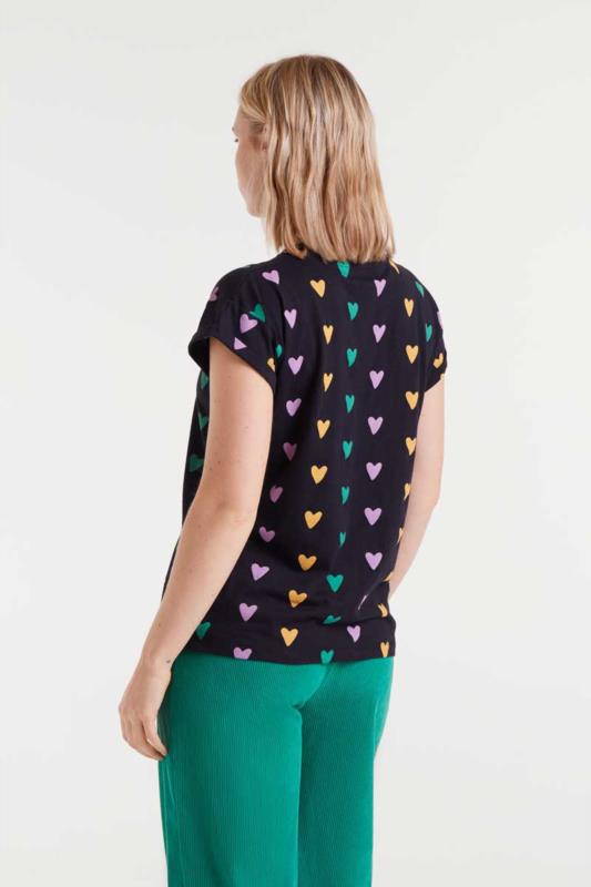 CAMISETA CORAZONES