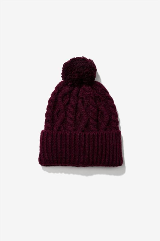 GORRO BURDEOS DE PUNTO