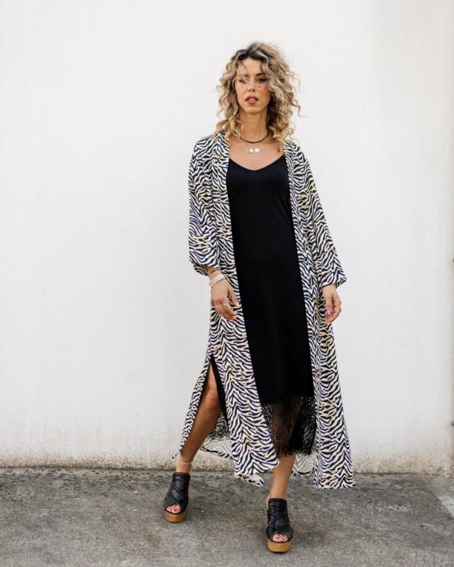 KIMONO CEBRA