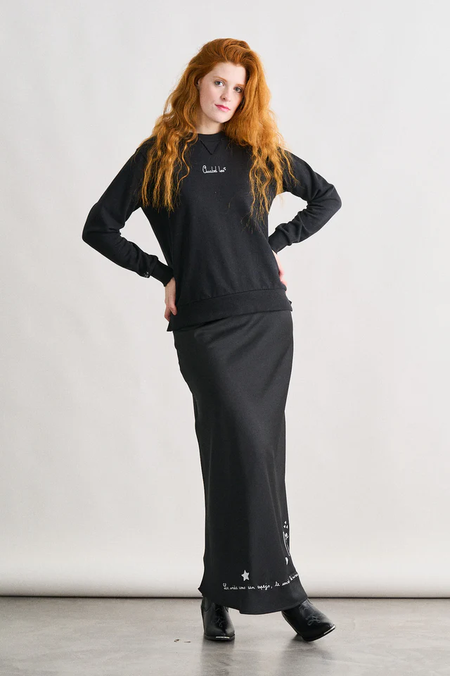 FALDA SATINADA NEGRA