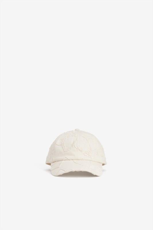 GORRA BEIGE RELIEVE